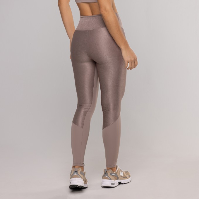 Legging Recortes Texturas Cinza Dusty