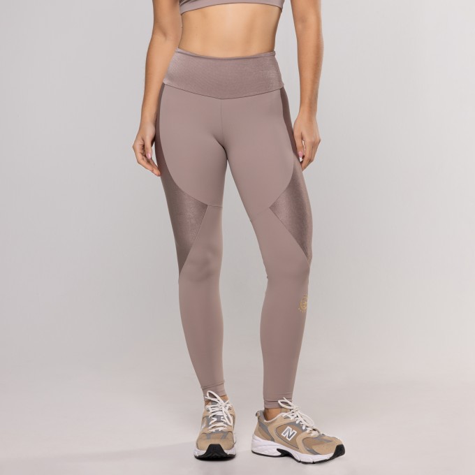 Legging Recortes Texturas