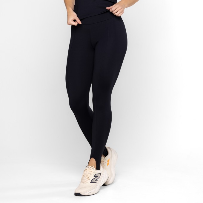 Legging Fuseau Básica Pezinho Preta